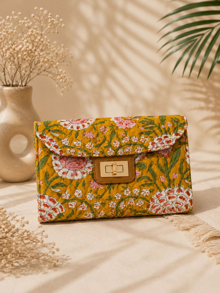 Wallets & Clutches Collection
