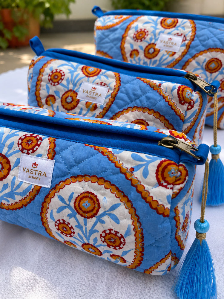 Floral Motif Print Pouch Set