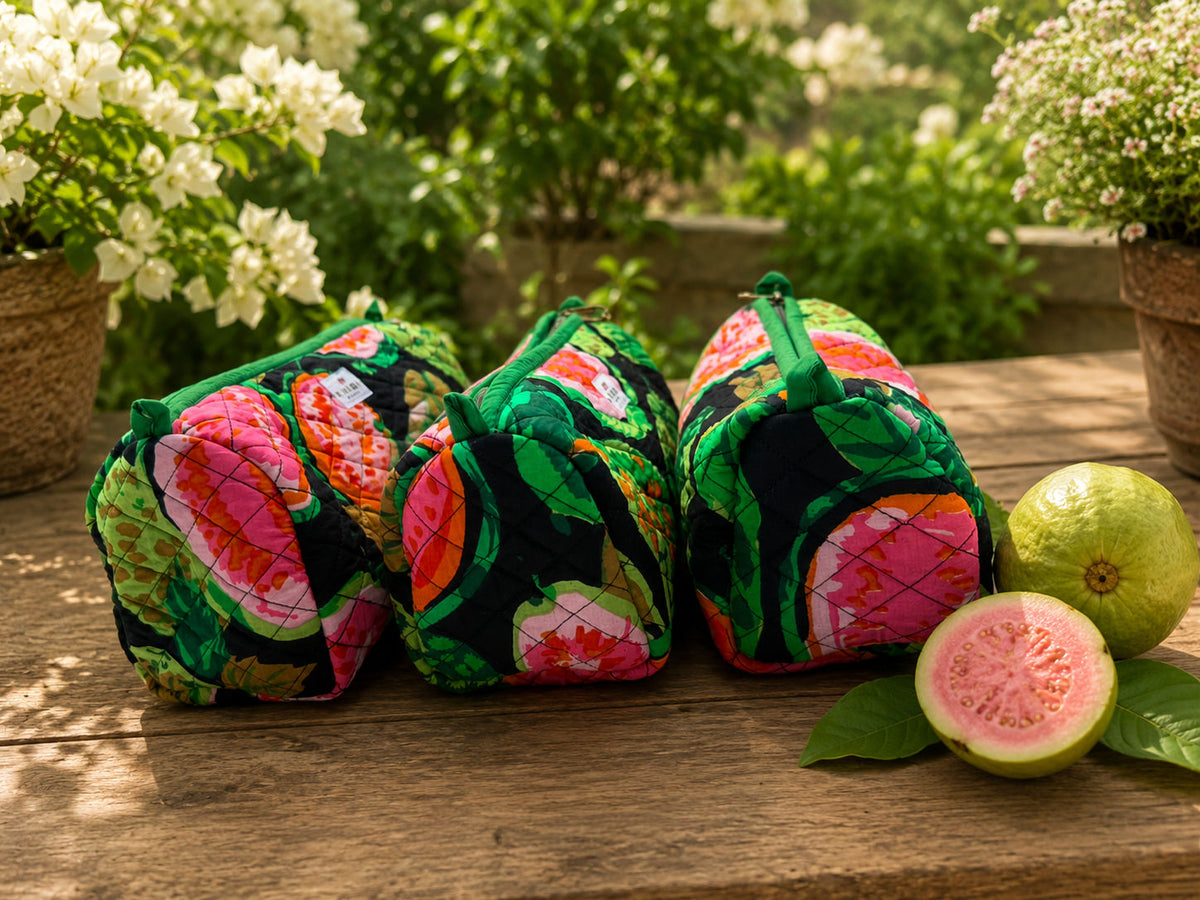 Green Guava Garden Pouch Set